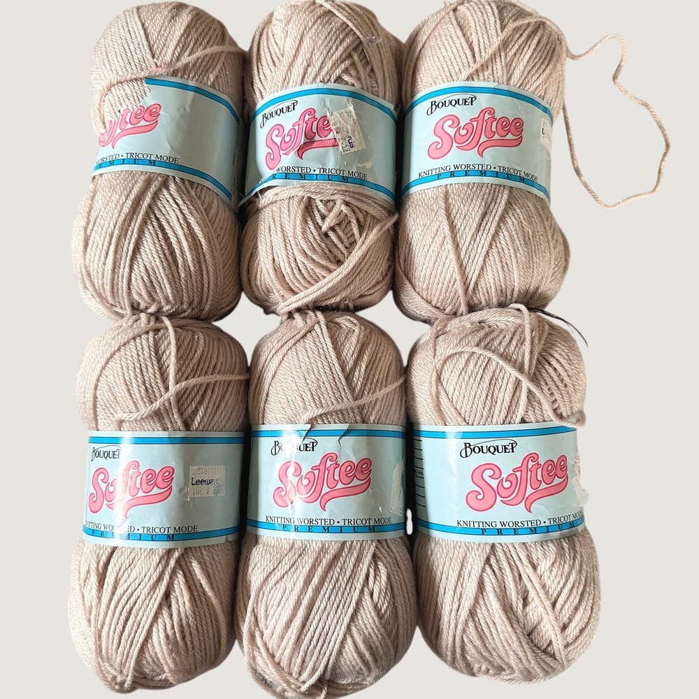 Spinrite Bouquet Softee Yarn 6 Skeins Tan Beige Worsted Acrylic Dye Lot 744
